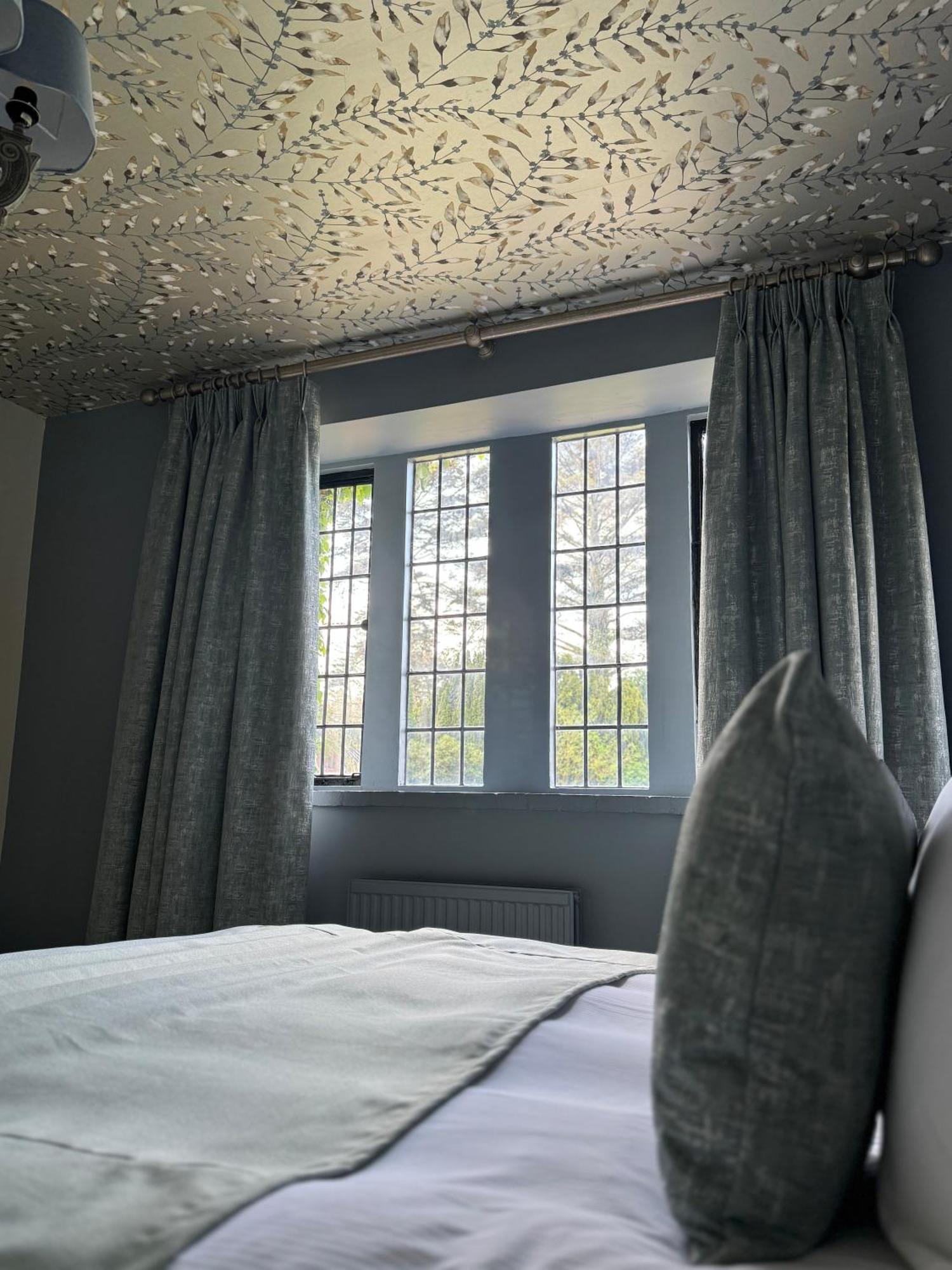 Abbey House Hotel Barrow-in-Furness Bagian luar foto