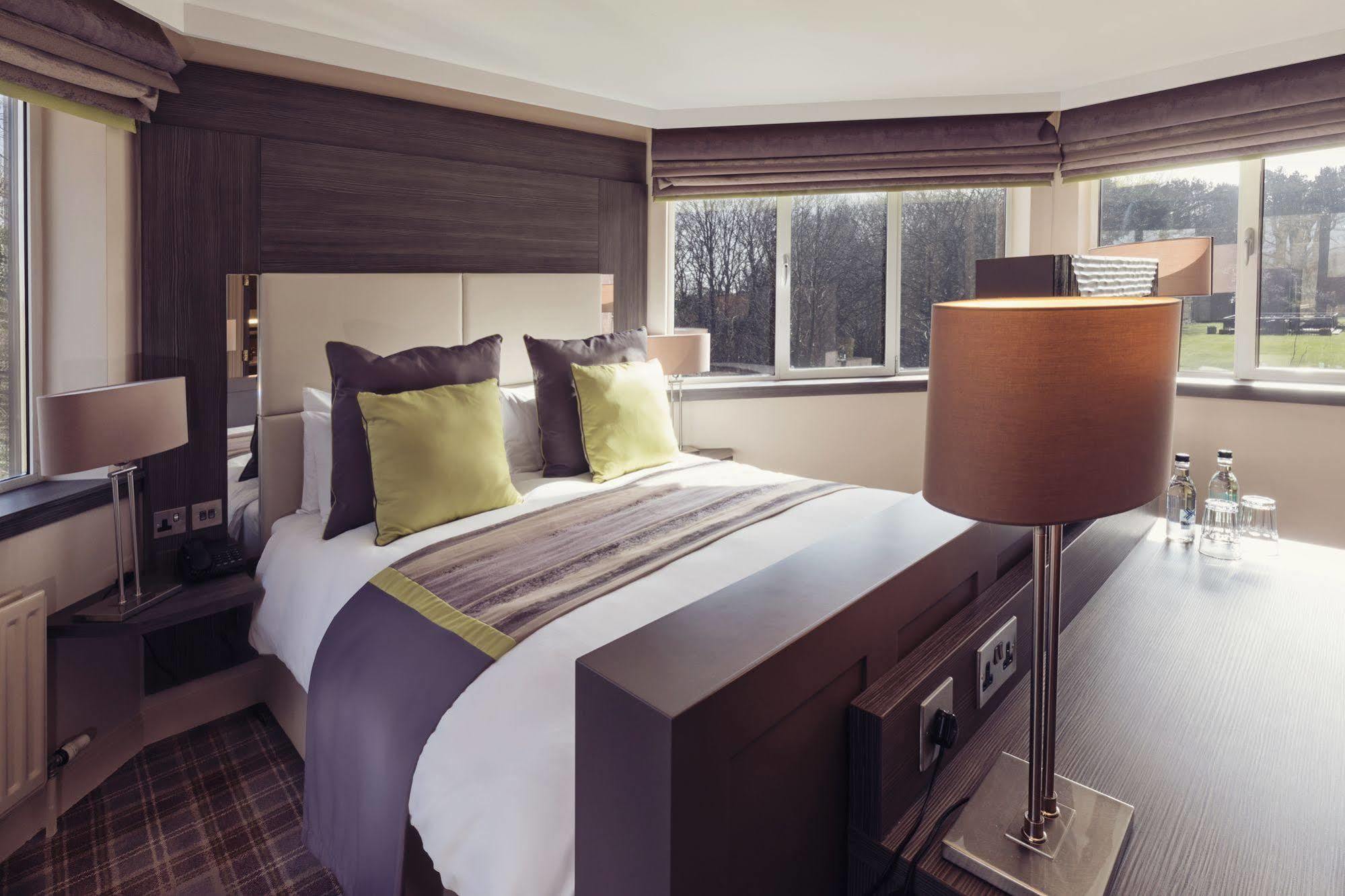 Abbey House Hotel Barrow-in-Furness Bagian luar foto