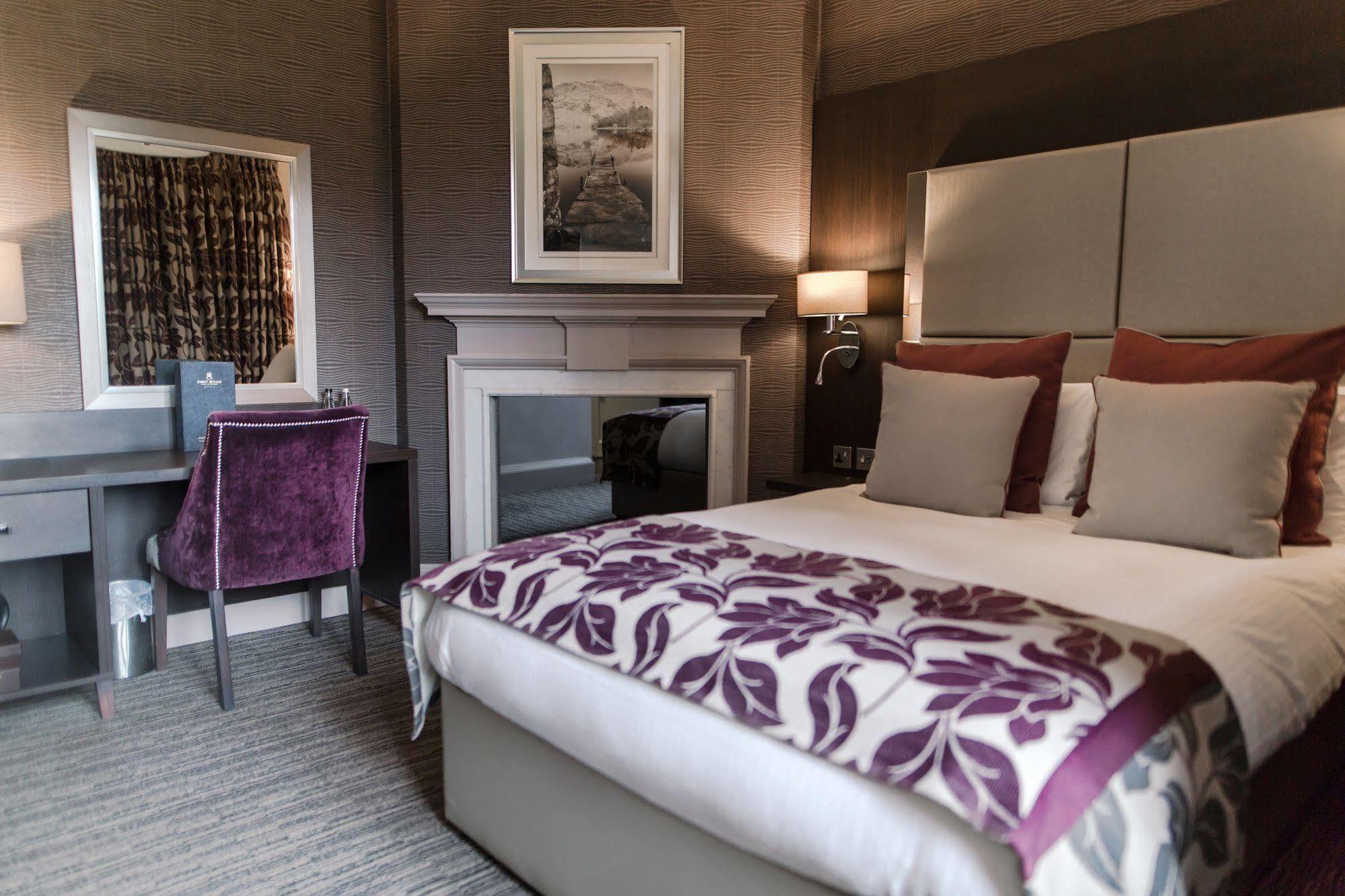 Abbey House Hotel Barrow-in-Furness Bagian luar foto